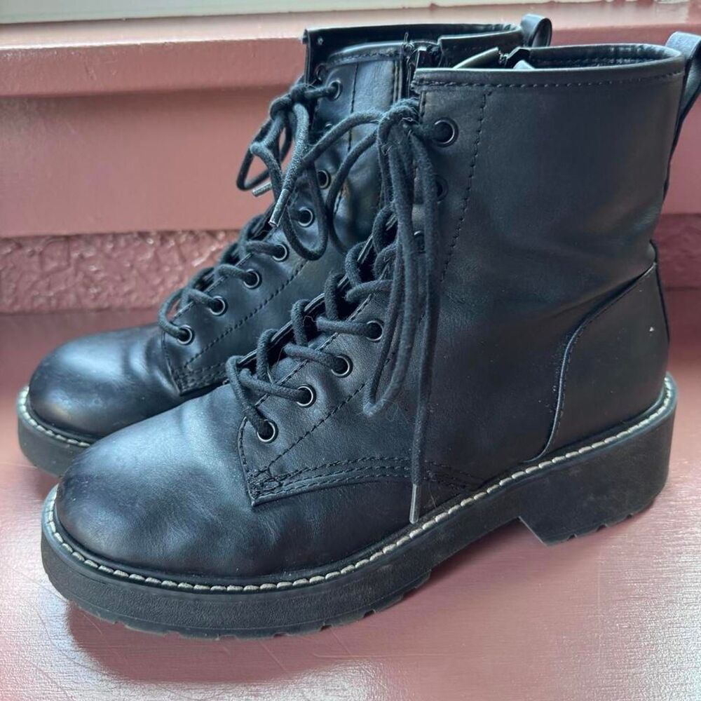 Madden Girl Women's Lace-Up Combat Boots Black - 8.5